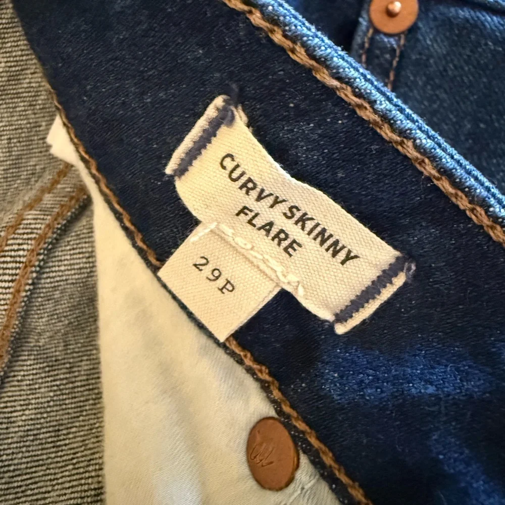 Classic Blue Women's Jeans - Picture 2 of 3